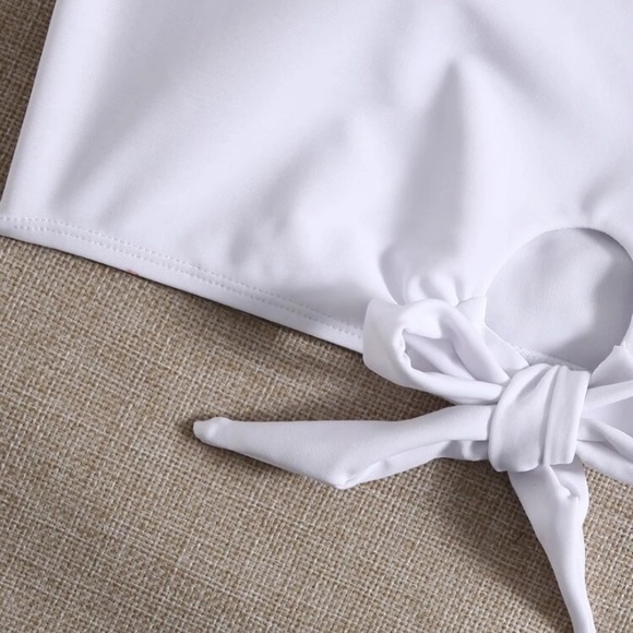 Knot hem high cut bikini - Picture 5 of 5